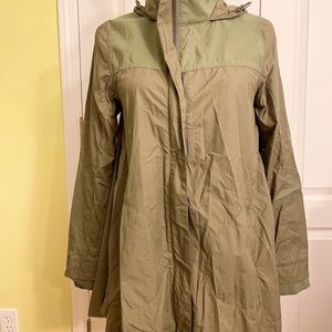 Waterproof North Face Jacket for female!
